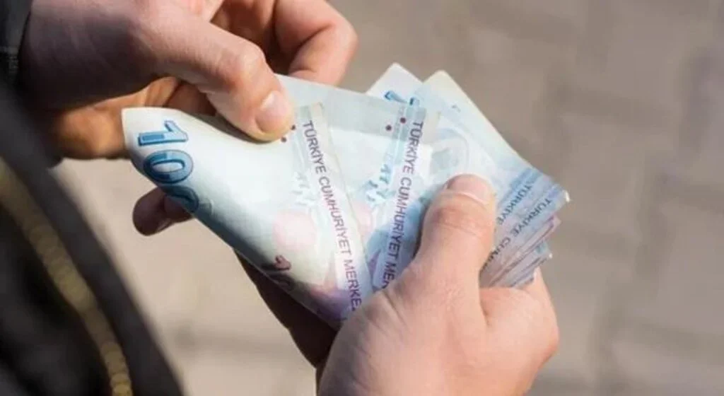 Milyonlarca emekli ve memur dikkat! Sayılı günler kaldı işte yeni zamlı maaş listesi