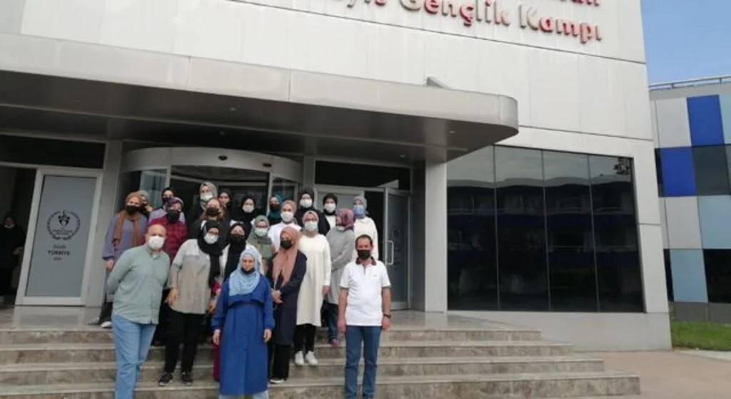 Öğrenciler YKS kampında