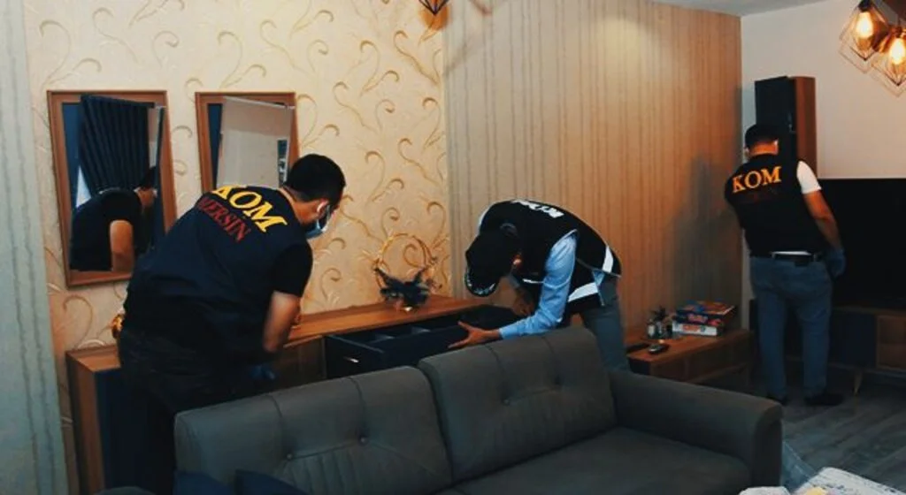 Paravan şirketler kurarak kamuyu milyonlarca lira zarara sokmuşlar