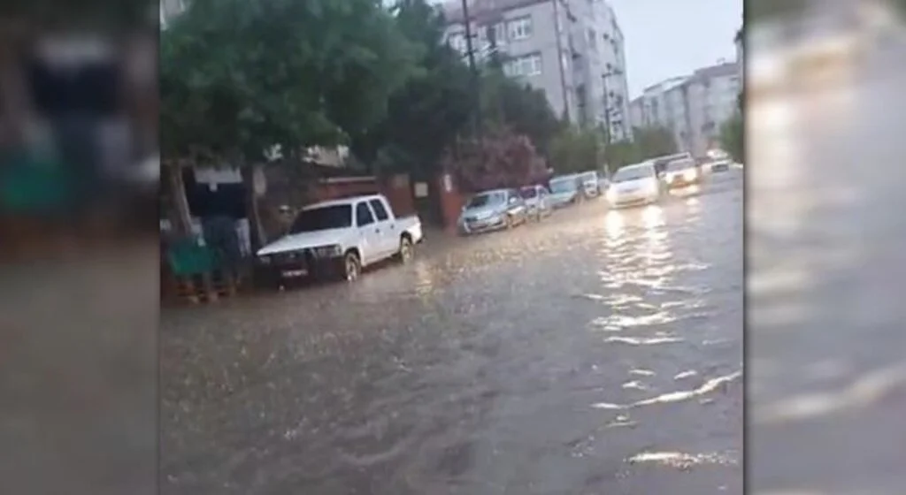 Samsun Yine  Sular altında