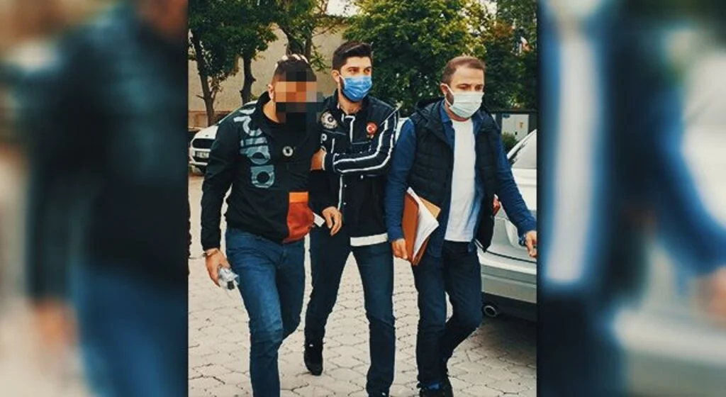 Samsun'da 4 bin 736 adet uyuşturucu hapla yakalanan 3 kişi tutuklandı