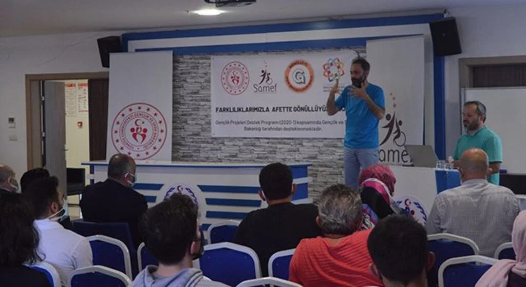 Samsun'da "Farklılıklarımızla Afette Gönüllüyüz Projesi"nin tanıtımı yapıldı
