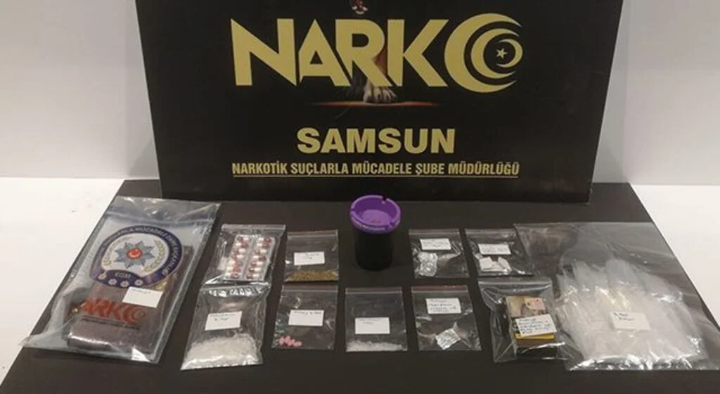 Samsun'da uyuşturucu ticareti yaptıkları iddia edilen 2 şüpheli yakalandı
