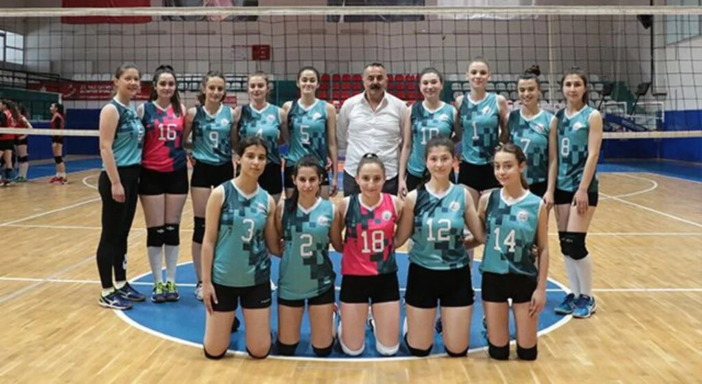 Samsun'da Voleybol'da 2 Final Bileti