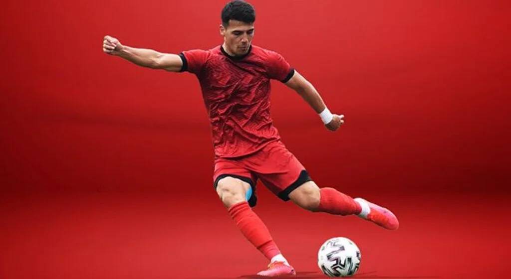 Samsunspor Hüseyin Öztürk'ü renklerine bağladı