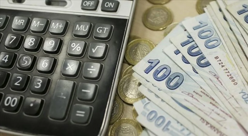 12 aylık cari işlemler açığı 8 ayın en düşük seviyesine geriledi