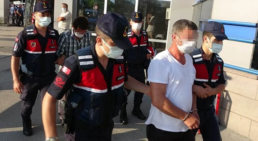 140 bin kök kenevir bitkisi ele geçirildi, 2 kişi tutuklandı