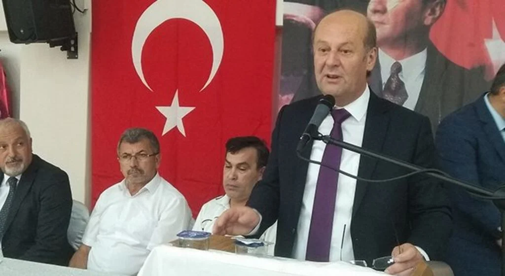 150 öğrenciye burs huzurevine yardım
