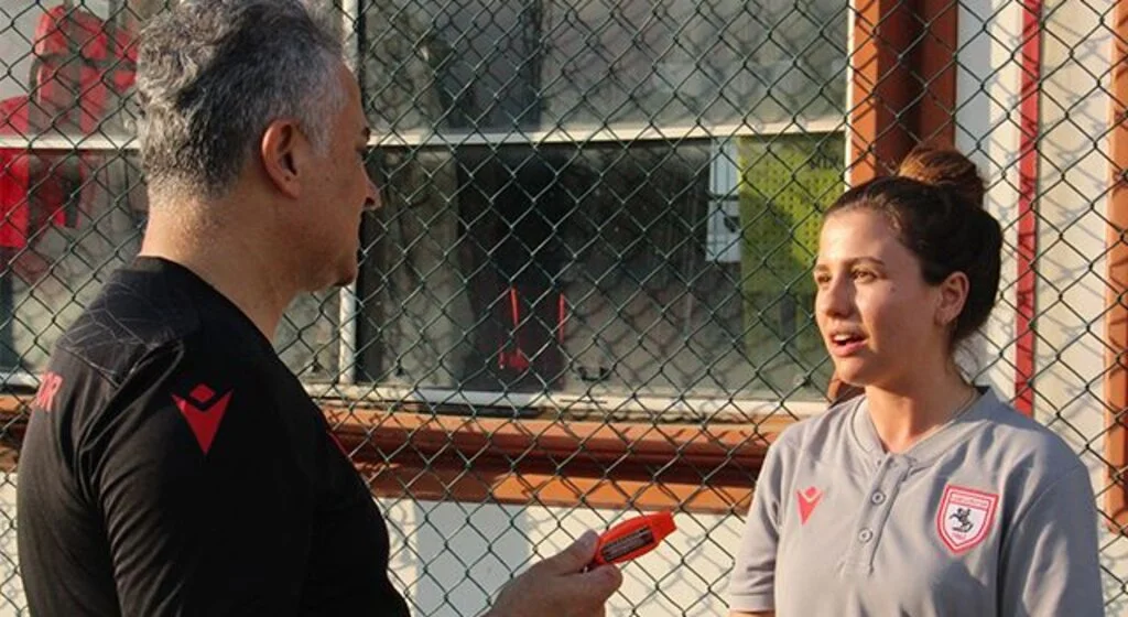 Altıparmak, diyetisyenden bilgi aldı...