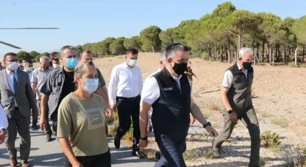 Antalya Manavgat'taki yangında son durumu Bakan Pakdemirli açıkladı