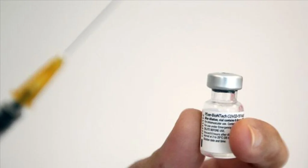 BioNTech aşısı Kovid-19 geçirenlere tek doz uygulanacak