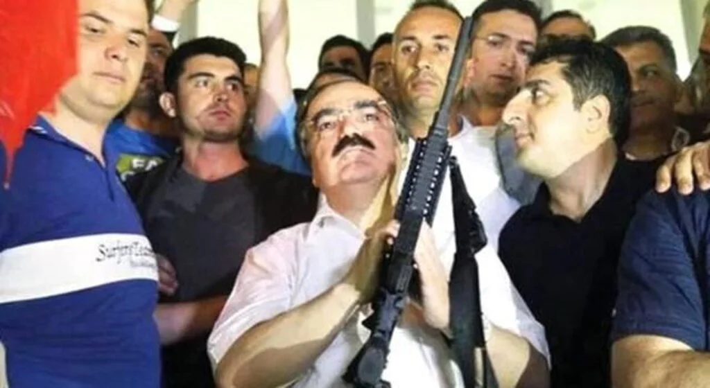 Bir Döneme Damga Vuran İsim Hayatını Kaybetti! Geriye Bu Fotoğrafı Kaldı
