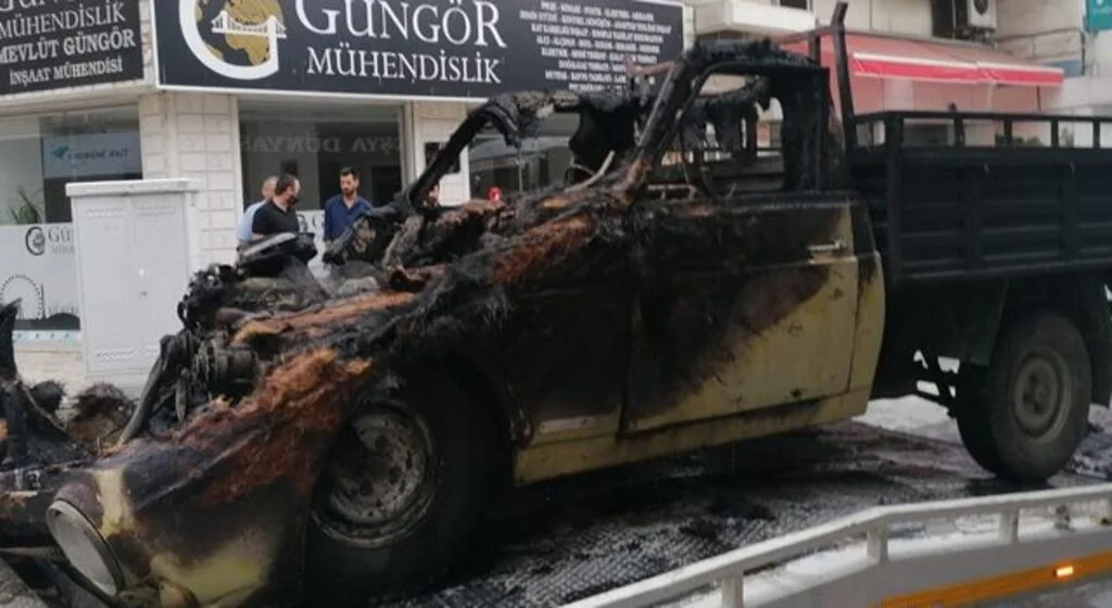 Çarşamba’da Hareket Halindeki Araç Yandı