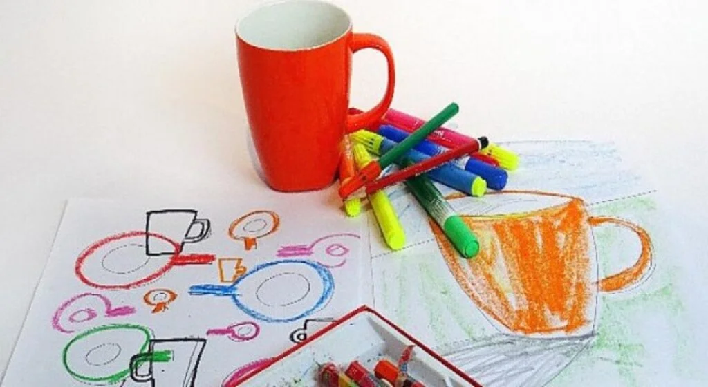 Çocuklara özel yaz sanat okulu ağustosta da devam ediyor