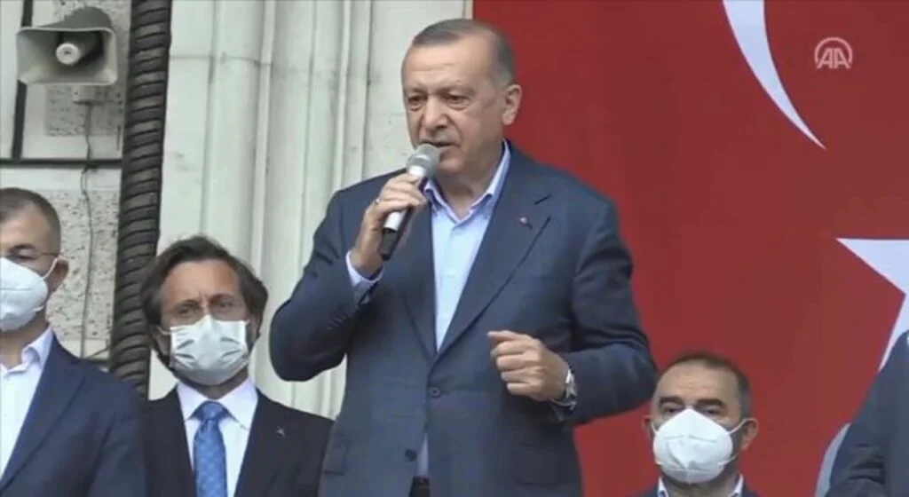 Cumhurbaşkanı Erdoğan: Arhavi'de hasar tespit çalışmaları sürüyor, hak sahiplerine ödemeler en kısa zamanda yapılacak