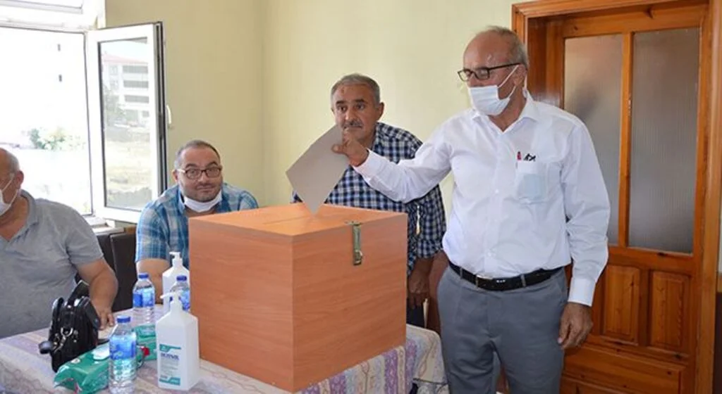 Havza Motorlu Taşıyıcılar Kooperatifinde Gündüz yeniden başkanlığa seçildi