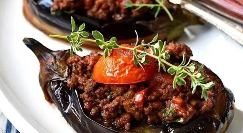 Karnıyarık nasıl yapılır? Karnıyarık tarifi ve malzemeleri...