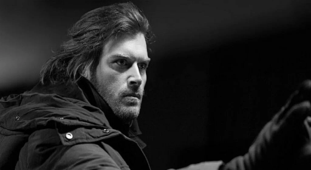 Kıvanç Tatlıtuğ   Netflix’in Belçika yapımı dizisi Into The Night’ın ikinci sezonuna  konuk oldu!
