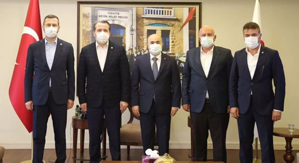 Memur-Sen Genel Başkanı Yalçın, Samsun'da ziyaretlerde bulundu