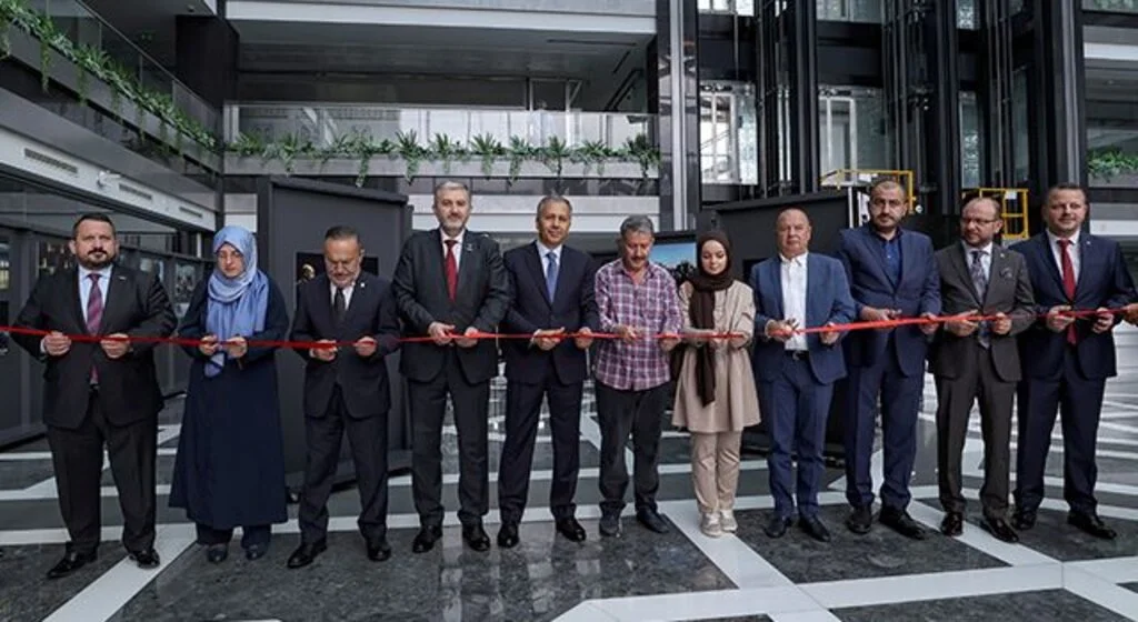 MÜSİAD'da 15 Temmuz Fotoğraf Sergisi açıldı