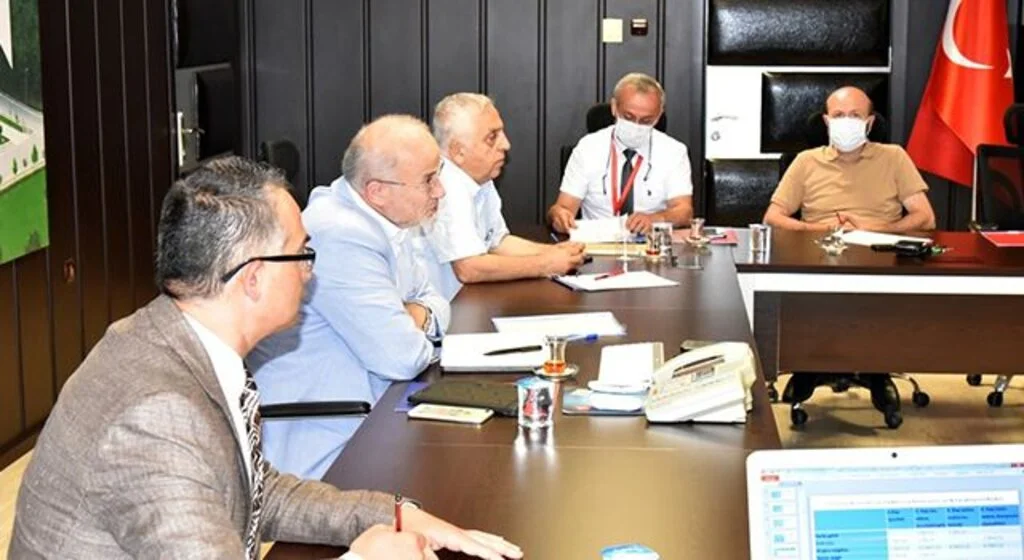 Rektör Ünal: “Hastaların memnuniyeti çok daha ileri taşınacak”