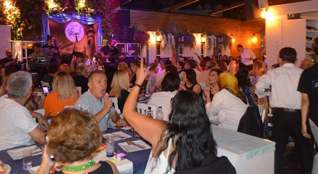 Rum Meyhanesi'nde Rubato rüzgarı esti