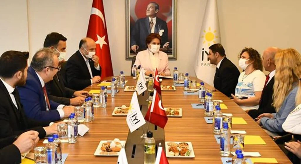 SAMDEF'ten İYİ Parti'ye çıkarma