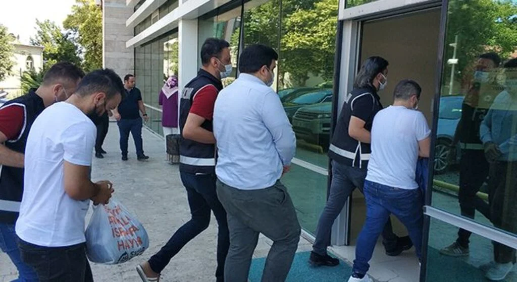 Samsun'da FETÖ'den 3 kişi adliyeye sevk edildi