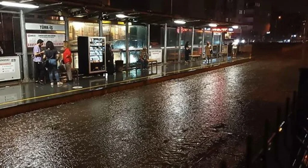 Samsun’da sağanak yağış
