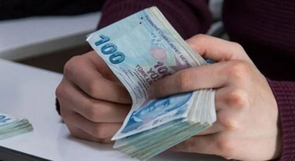 Son Dakika: Emekliye bayram ikramiyesi için tarih belli oldu