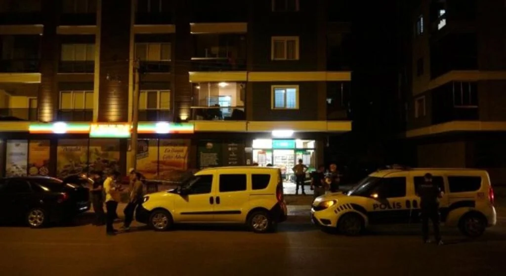 Son dakika haberi: Eşinin silahlı saldırısına uğrayan polis memuru hayatını kaybetti