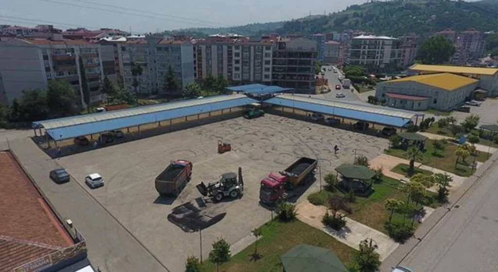 Tekkeköy'de Mini Kompleks İçin Çalışmalar Sürüyor