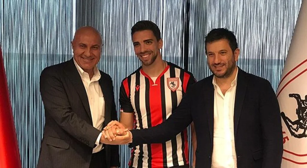 Tomane'ye bak sen!