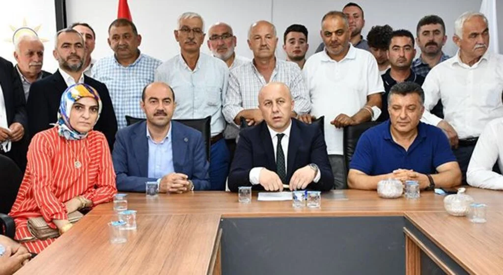 'Toplu istifa yok algı operasyonu var' 