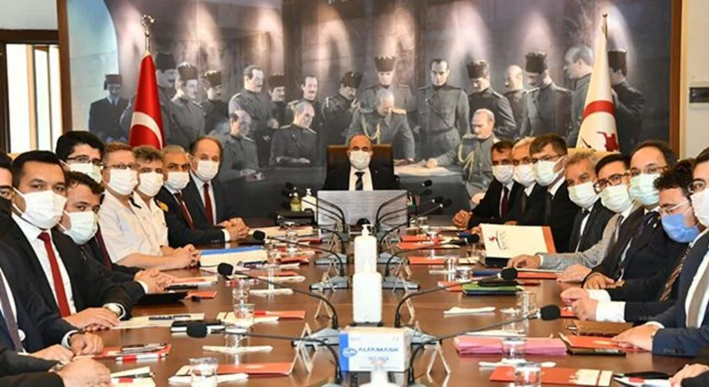 Vali Dağlı'dan kaymakamlara 'aşılama' talimatı