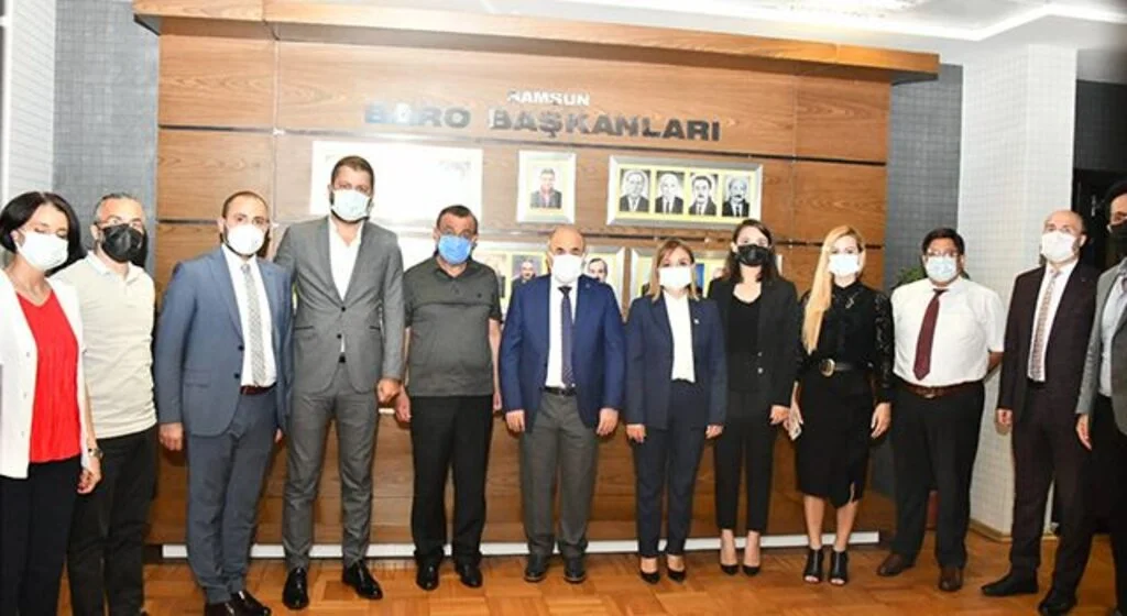Vali Dağlı'dan tebrik ziyareti
