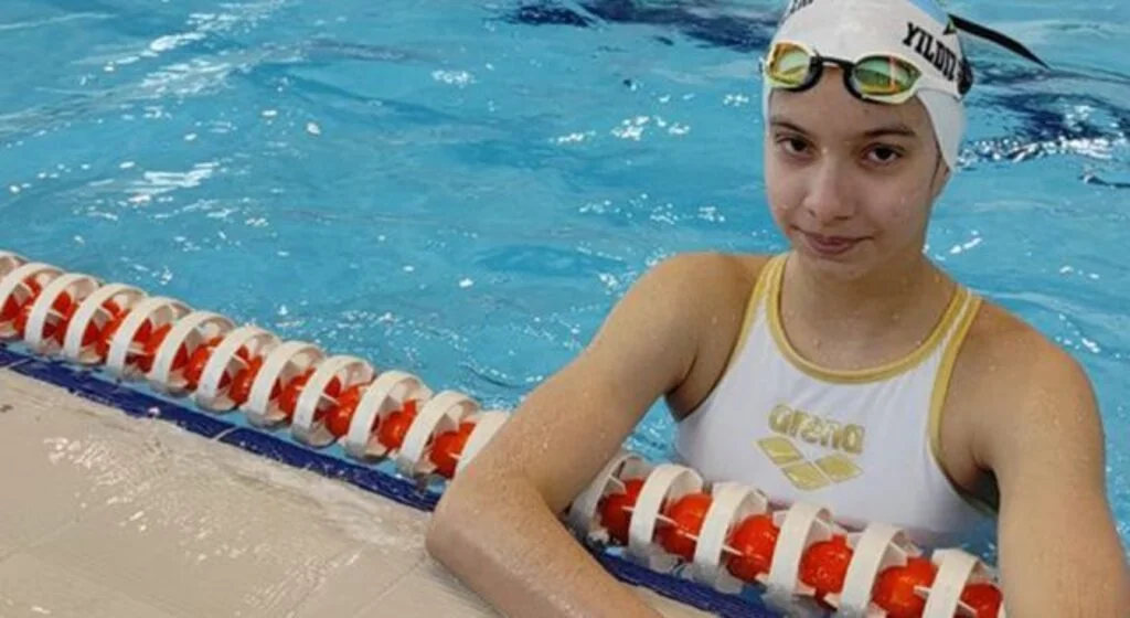 Yıldız Su Sporlarının Milli Gururu Azra Armağan