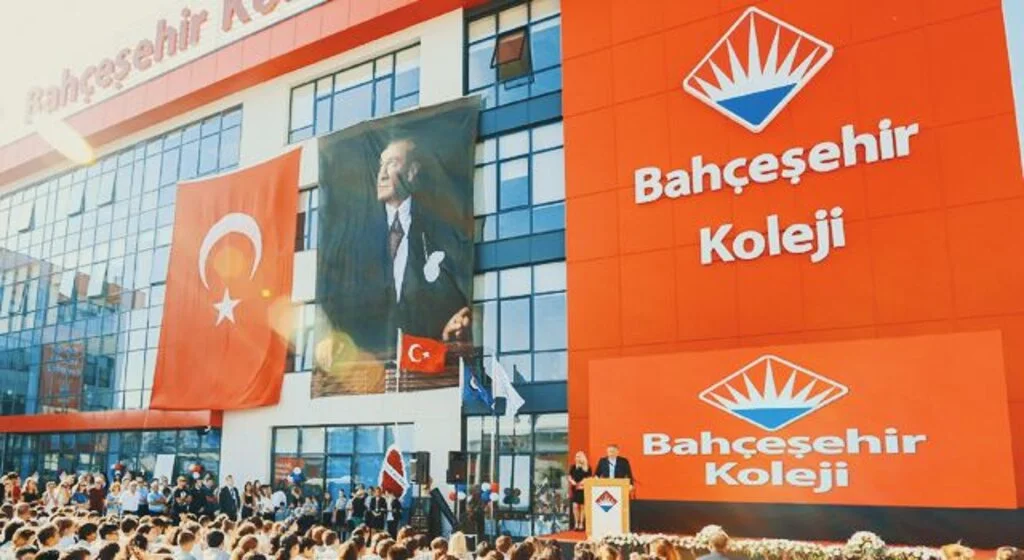 Bahçeşehir Koleji'nden Açılış Töreni