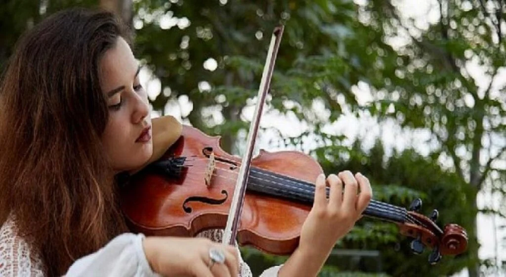 CRR Senfoni Orkestrası’ndan “Dansa Davet”
