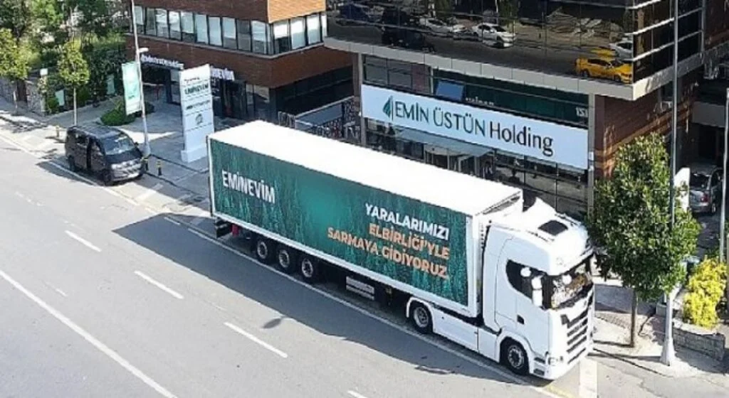 Eminevim’den yangın bölgesine yardım tırı ve gönüllü ekip desteği