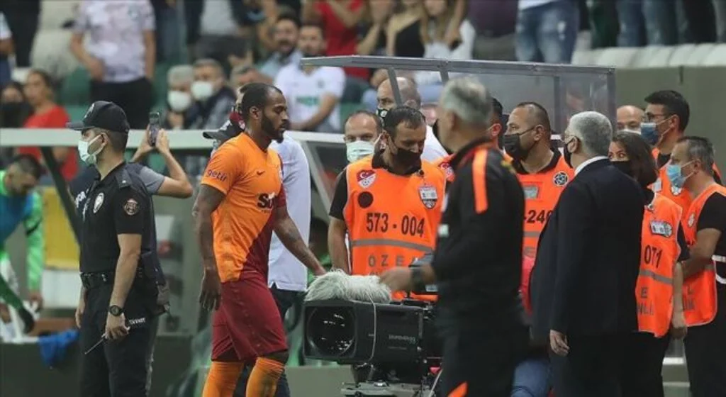 Galatasaray'ın genç yıldızı Kerem Aktürkoğlu'ndan olay sonrası ilk paylaşım