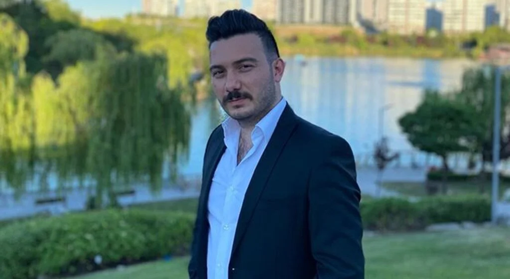 Hamdullah Saat Kimdir?