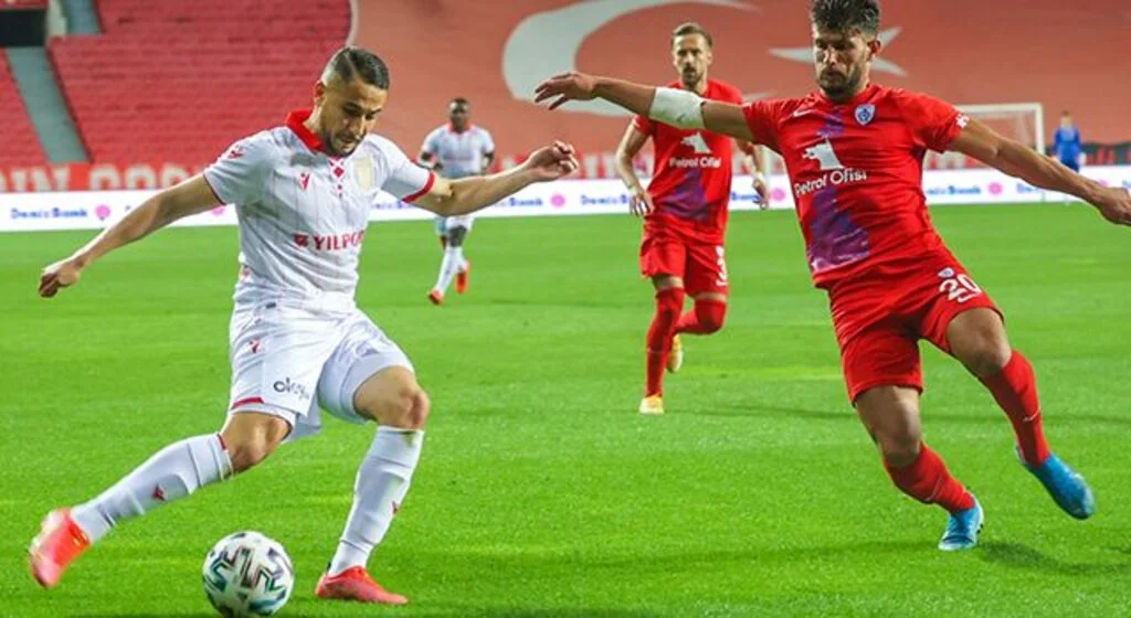 Hamroun: 'Formayı gururla taşıdım'