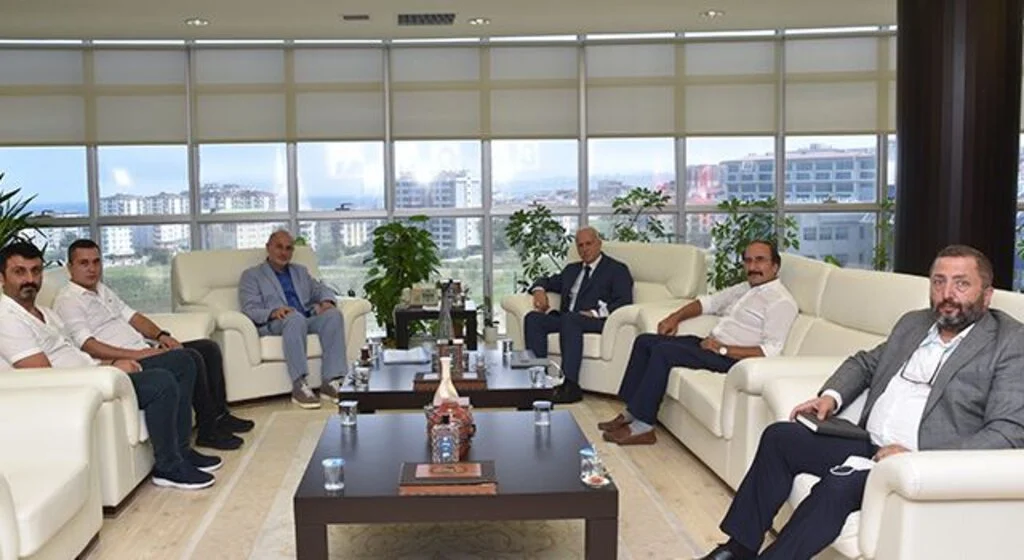 MHP'den OMÜ ziyareti