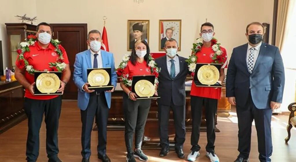 Olimpiyat Şampiyonları Ordu'da