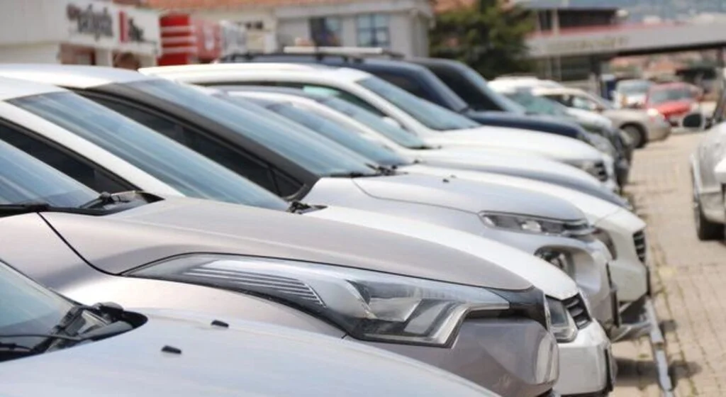 ÖTV düzenlemesi sonrasında araçlarda 50 bin liraya kadar düşüş! İşte otomobillerin yeni fiyat listesi