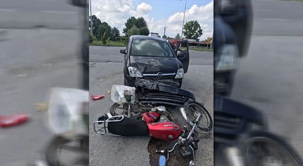 Samsun'da hafif ticari araçla motosiklet çarpıştı: 1 yaralı