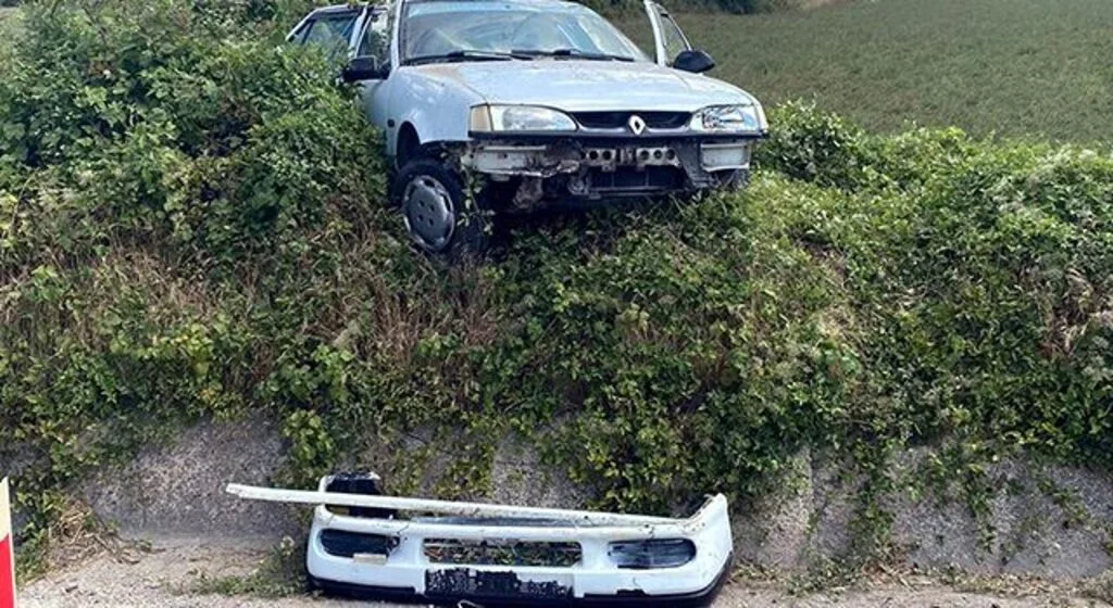 Samsun'da otomobil yoldan çıktı: 1 yaralı