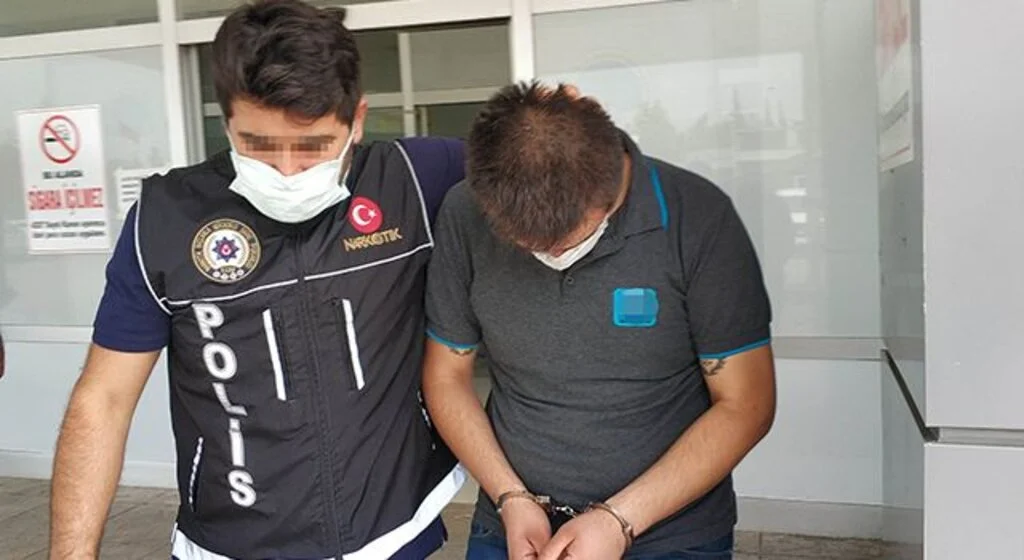 Samsun'da satışa hazır 14 paket metamfetamin ile yakalandı