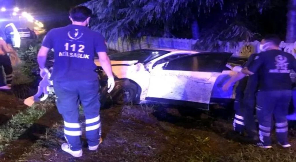 Samsun'da trafik kazası: 1 ölü, 2 yaralı
